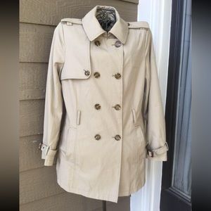 Tommy Hilfiger women’s tan trench coat Large Fall Spring